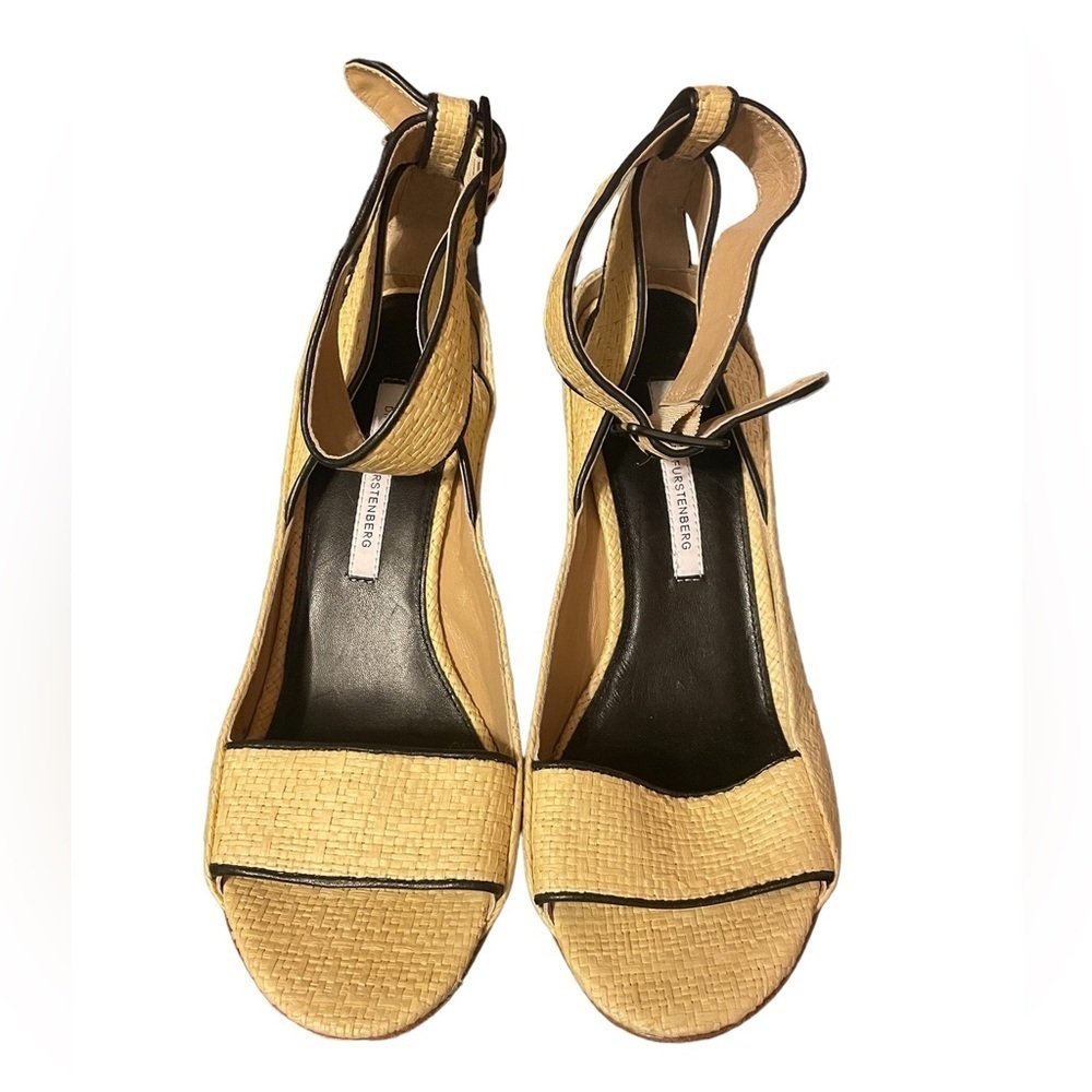 DIANE VON FURSTENBERG RAFFIA WEDGES - Picture 2 of 5
